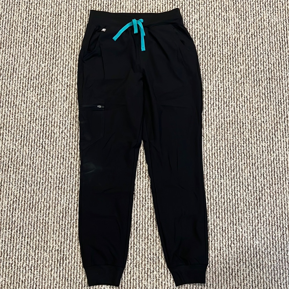 Figs High waisted. FREE-x material